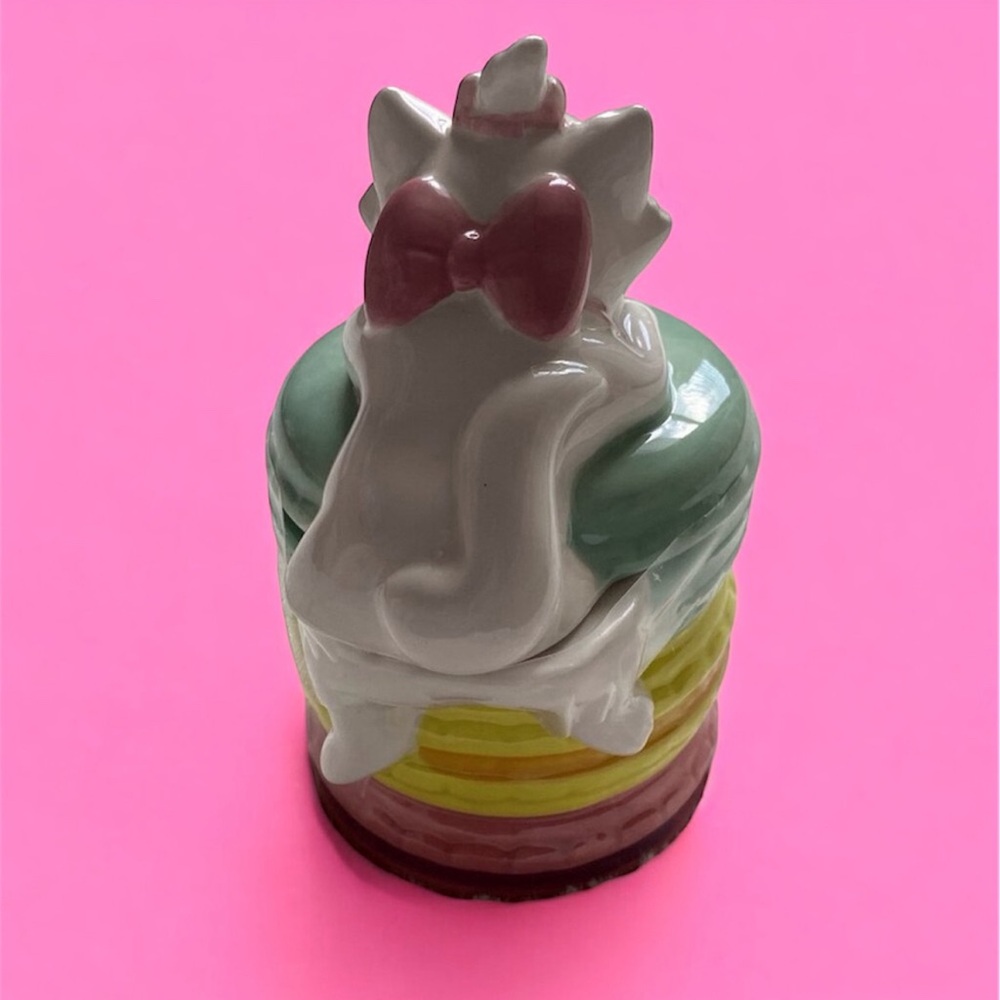 Disney Marie Macaroon Ceramic Cookie Jar Canister, NWT - Picture 5 of 8